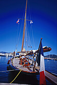 Segelboot im Hafen, St. Tropez, Côte d´Azur Provence, Frankreich