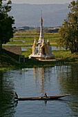 Boat as transport Inle Lake, Inle-See, Boot, Pagode, Ruderboot, rowing boat