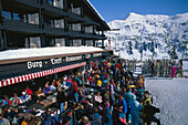 Aprés-Ski am Burg-Treff, Oberlech, Arlberg Tirol, Oesterreich