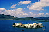 Lake Palace Hotel, Udaipur, Rajasthan India, asia