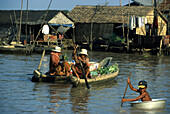 People in boats on Tonle Sap lake, Siem Raep province, Cambodia, Asia