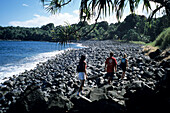 Hiking along Maui Coastline, Wainapanapa Coastline, Maui, Hawaii, USA