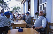 Café im Dorf Othos, Karpathos, Dodekanes, Griechenland