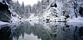 Schleierfälle an der Ammer im Winter, bei Saulgrub, Oberbayern, Deutschland