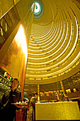 Jinmao Tower, Pudong,Center of Pudong, Lujiazui, Jin Mao Tower, 421 meter high, steel and aluminium fassade, 53rd to 87th floor, 53.-87, Grand Hyatt Hotel, Jin Mao, waiter, interior