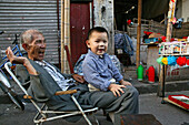 old man with grandson, demolitian house, Hongkou, Shanghai