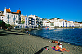 Strand, Cadaques, Costa Brava, Provinz Girona, Katalonien, Spanien