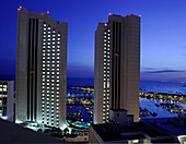 Blick vom Hotelzimmer auf Hafen und Pazifik, Wakiki Beach, Honolulu, Vereinigte Staaten von Amerika, U.S.A.