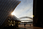 Sydney Harbour Bridge, Opernhaus, Sydney Opera House, Bennelong Point, Hauptstadt des Bundesstaates New South Wales Sydney, Australien