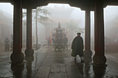 Taoist monk, Azure Clouds Temple, Tai Shan, Shandong province, Taishan, Mount Tai, World Heritage, UNESCO, China