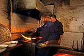 monastery  kitchen on peak, at 1613 metres high, Wudang Shan, Taoist mountain, Hubei province, Wudangshan, Mount Wudang, UNESCO world cultural heritage site, birthplace of Tai chi, China, Asia