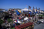 Menschenmenge am Pier 38, San Francisco, Kalifornien, USA