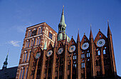 Marktplatz, Kirche St. Nikolai und Rathaus, Stralsund, Mecklenburg-Vorpommern, Deutschland, Europa
