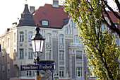Jugendstilhaus and der Leopoldstrasse, Münchner Freiheit, München, Bayern, Deutschland