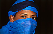 Tuareg in typischer Farbe, Tiffoultoute, Marokko, Afrika