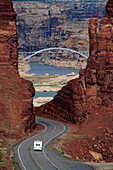 Highway 95, Lake Powell, Glen Canyon, Rec. Area, Utah, USA