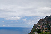 Blick von Camara de Lobos nach Cabo Girao, Madeira, Portugal