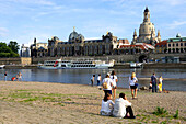 Elbe und Altstadt von Dresden, Deutschland