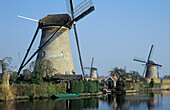 Windmühlen am Kinderdijk, Holland, Europa