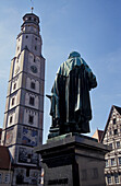 Lauingen an der Donau, Schimmelturm und Albertus Magnus Denkmal, Bayern, Deutschland, Europe