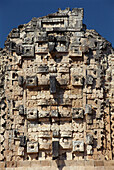 Masken des Regengottes Chaac, Nonnengeviert, Uxmal, Yucatan, Mexiko