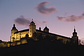 Festung Marienberg am Abend, Würzburg, Bayern, Deutschland
