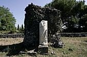 Kopflose römische Statue in Via Appia Antica, Rom, Italien