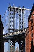 Manhattan Bridge and Empire State Building, Manhattan, New York, USA