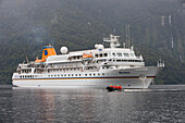 MS Bremen Zodiac Excursion, Doubtful Sound, Fiordland National Park, South Island, New Zealand