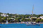 Bucht von Santa Eularia des Riu, Ibiza, Balearen, Spanien