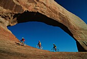 Mountainbikers, Arches National Park, Utah, USA