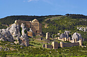 Burg, Castillo de Loarre in Frühsommer, Landschaft, Loarre, Aragonien, Spanien