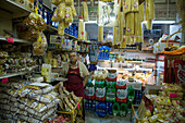 Pasta Geschäft in der Altstadt von Neapel, Kampanien, Italien, Europa