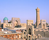 Poi Kalyan mosque and minaret (known as Tower of Death ). Bukhara. Uzbekistan