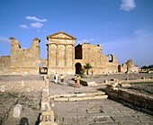 Ruins of temple at the old Roman city of Sbeitla. Tunisia
