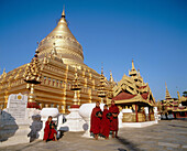 Shwezigon Pagoda. Bagan. Myanmar (Burma)