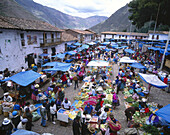 Market. Inca Sacred Valley. Pisac. Peru
