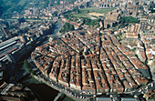 Nervión estuary. Old city. Bilbao. Vizcaya. Euskadi. Spain.