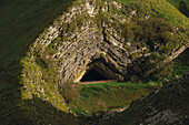 Cueva de Harpea. Errozate. Benafarroa. Navarra. French Basque Country