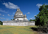 View of the Observatory (El Caracol) (UNESCO World Heritage). Chichen Itza. Yucatan. Mexico.