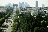Champs-Élysées and La Defense. París. France