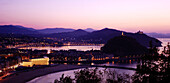 Kursaal und Playa de la Zurriola. Bahía de la Concha. San Sebastian (Donostia). Guipuzcoa. Baskenland. Spanien