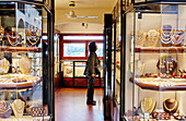 Jewelry shop in the Ponte Vecchio bridge. Florence. Tuscany, Italy