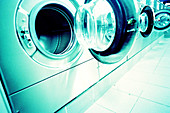  Blau, Farbe, Hausarbeit, Horizontal, Innen, Konzept, Konzepte, Leer, Offen, Reinigen, Reinigung, Wäsche, Waschen, Waschmaschine, Waschmaschinen, B75-308328, agefotostock 