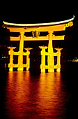 The Miyajima island, 20 Km south of Hiroshima, shelters the important shrine of Itsukushima, founded in the 9th century and famous for its wood portico (Torii), set up in the sea. Japan.