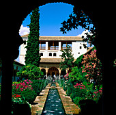 Patio de la Acequia, Jardines del Generalife, La Alhambra, Granada, Andalusien, Spanien