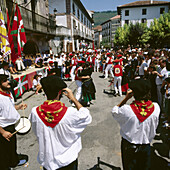 Bastandarren Biltzarra . Elizondo, Navarra, Spanien