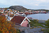 Bei Abendstimmung Blick über Hunnebostrand, Bohuslän, Südschweden