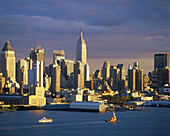 Empire State Building and midtown skyline, Manhattan. New York City, USA