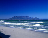 Scenic table mountain from bloubergstrand beach, Capetown, South africa.